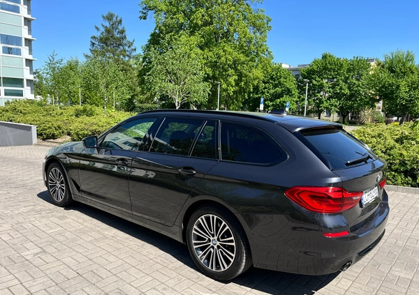 BMW Seria 5 cena 155000 przebieg: 56000, rok produkcji 2019 z Warszawa małe 277